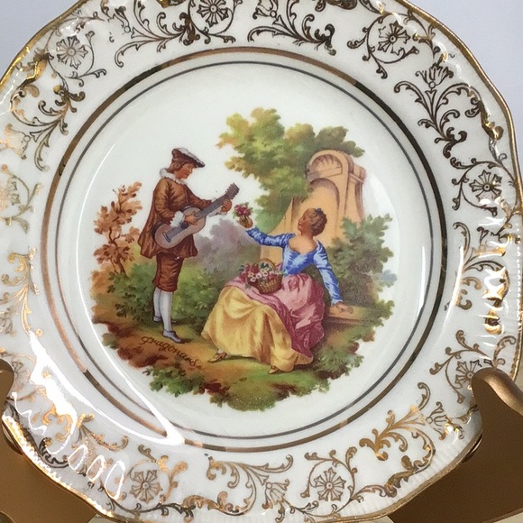 Authentic dessert dishes made in England by the famous Swinnertons company. - Picture 2 of 10